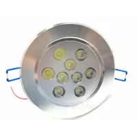 Светодиодная лампа LED 7W